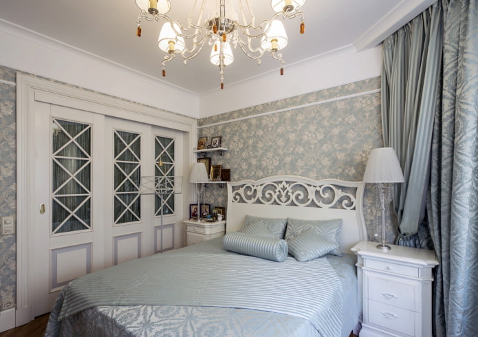 Quarto em estilo clássico