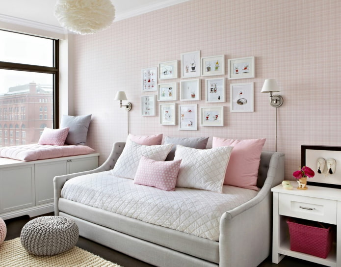 quarto de bebê cinza e rosa
