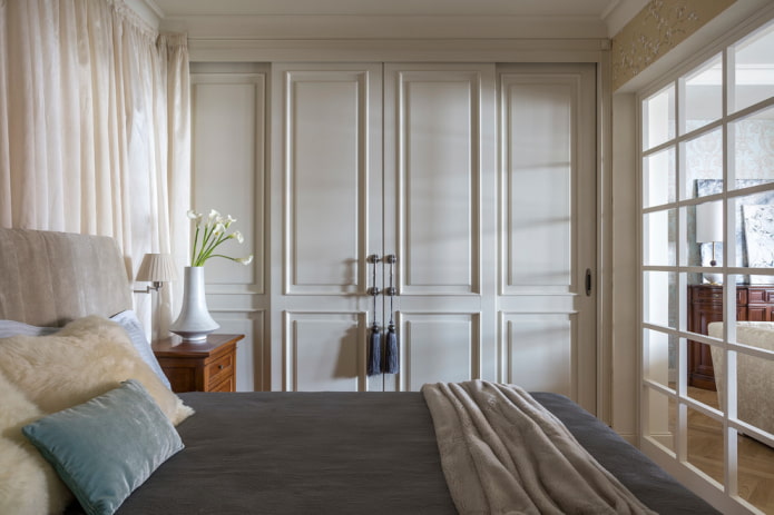 quarto na sala de estar