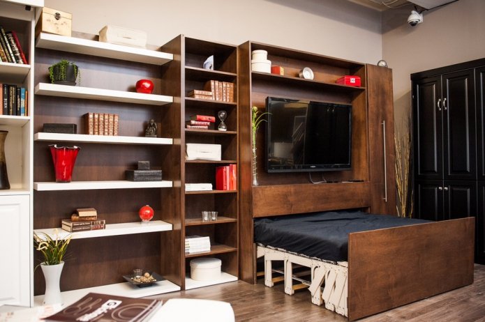 cama-dobrável na sala de estar