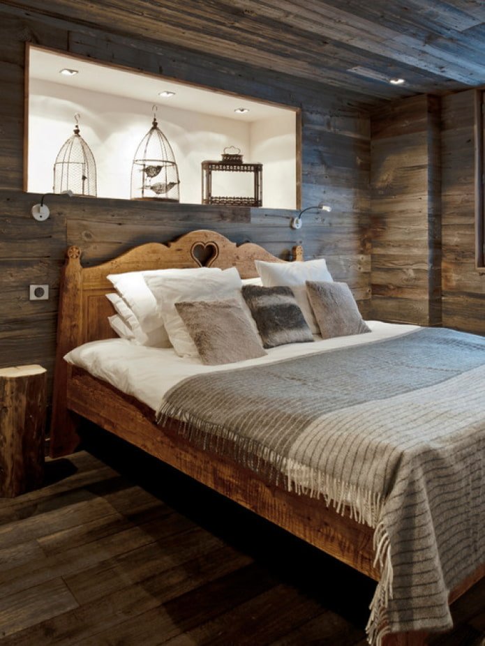 cama de madeira para o campo