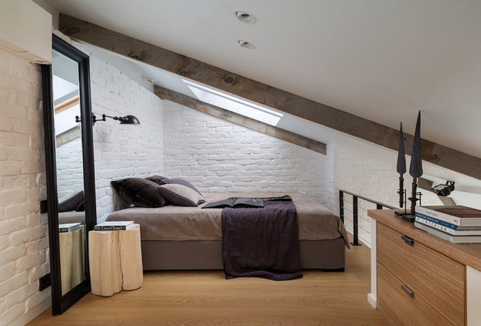 acabamento do quarto no sótão