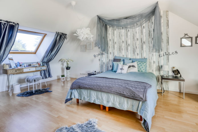 Quarto no sótão