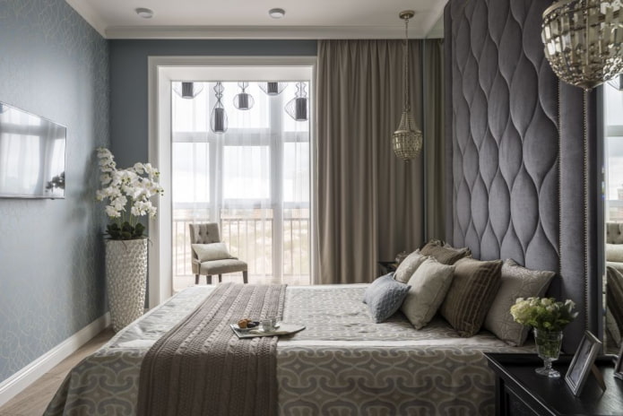 decoração e iluminação no quarto combinadas com uma loggia