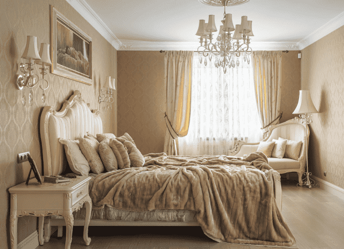 interior de um quarto bege em estilo clássico