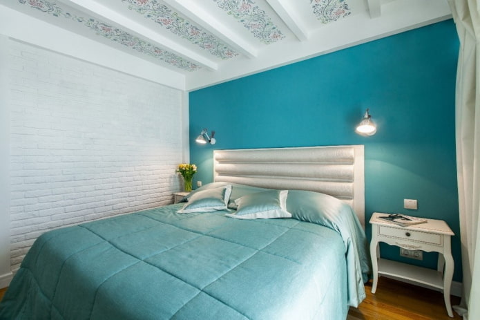 decoração no interior de um quarto azul
