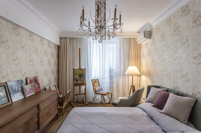 decoração de teto no quarto em um Khrushchevka