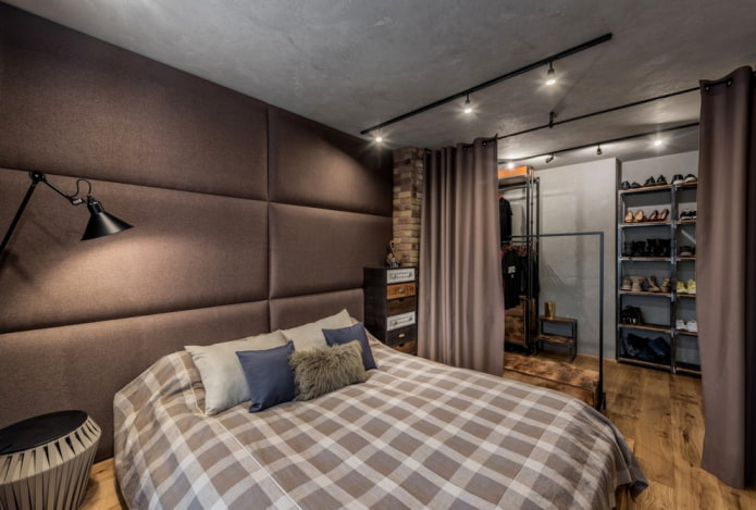 interior do quarto cinza-marrom