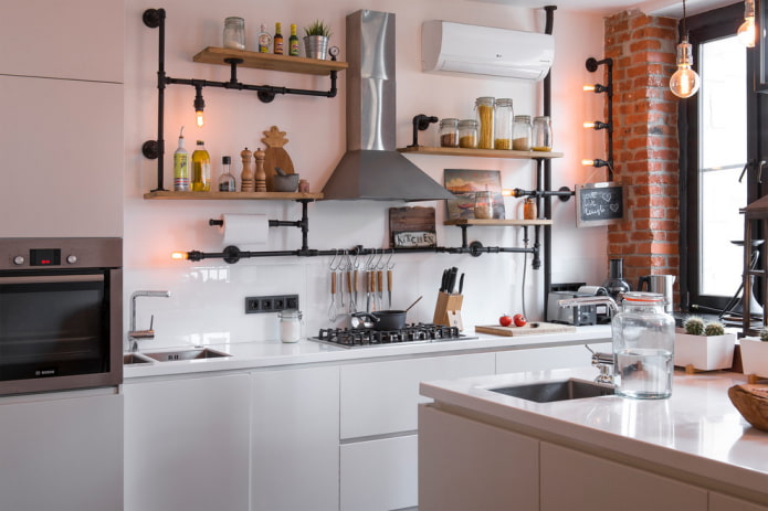 Tubo entre prateleiras em estilo loft