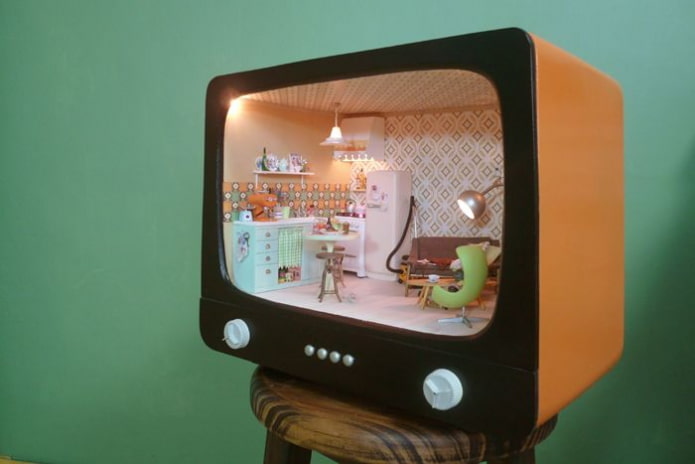 Caixa de ambiente de uma TV