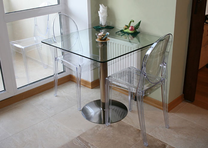 mesa de jantar quadrada