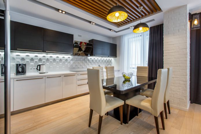 cozinha em estilo contemporâneo com iluminação adicional acima da bancada