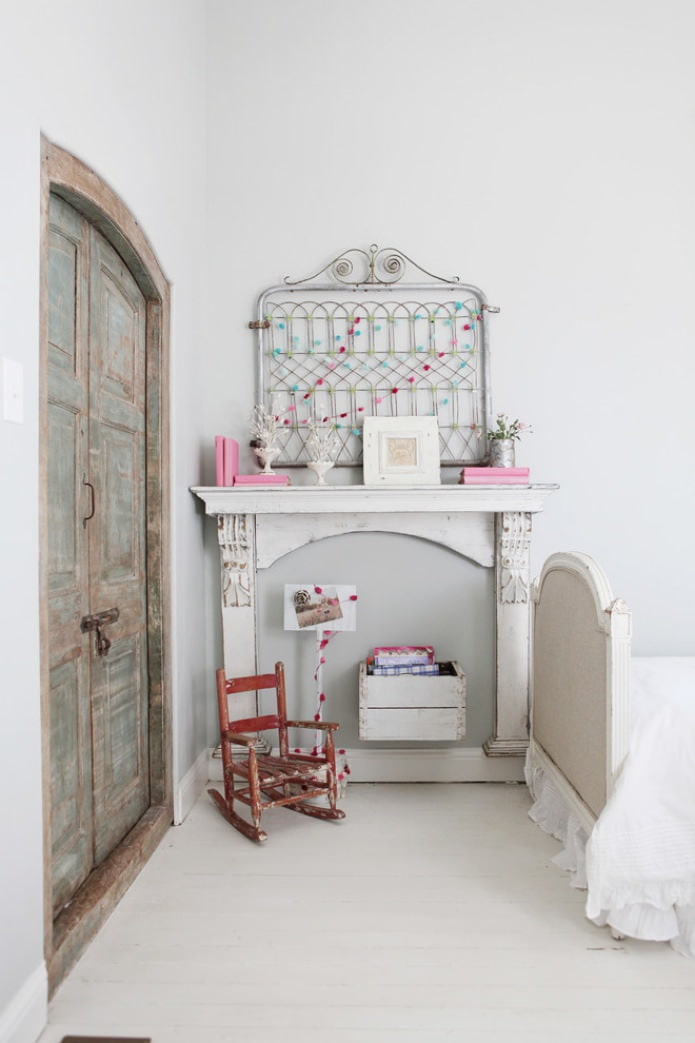 Estilo provençal para o quarto de uma menina