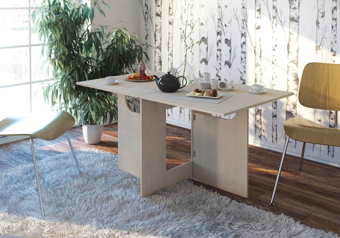 uma mesa de jantar no interior
