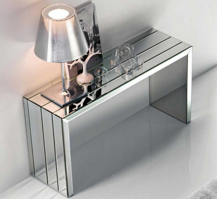 Mesa pequena transformadora