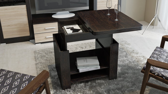 mesa na cor wengué no interior