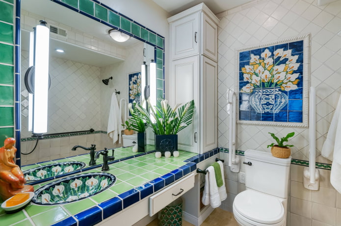 bancada com acabamento em azulejo no estilo mediterrâneo