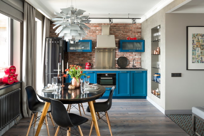 mesa preta no interior em estilo loft