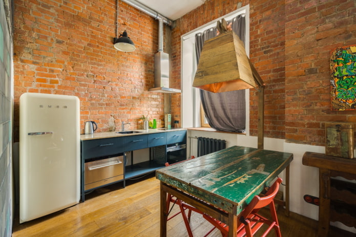 mesa de jantar em um interior estilo loft