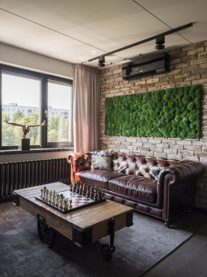 mesa marrom em um interior estilo loft