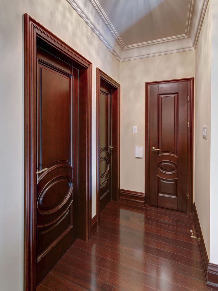 Portas da mesma cor do laminado