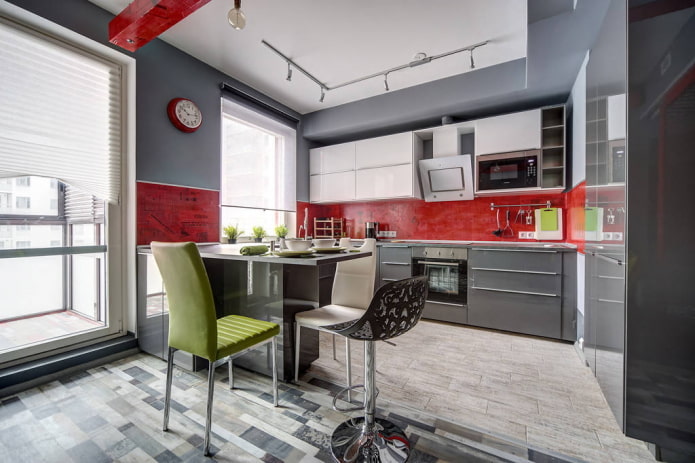 Fundo cinza com avental vermelho
