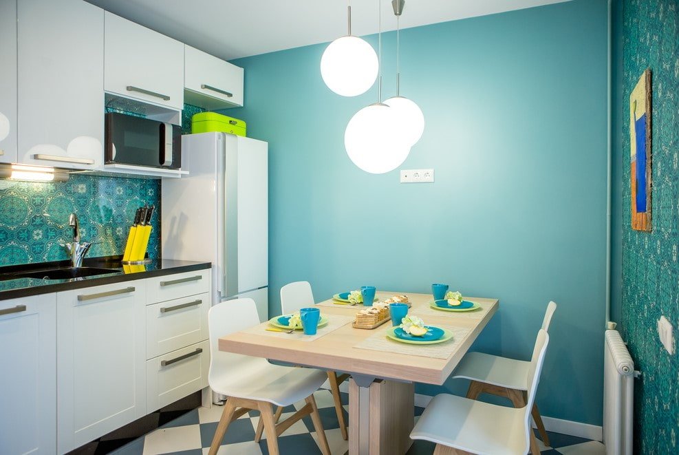 cozinha com parede pintada