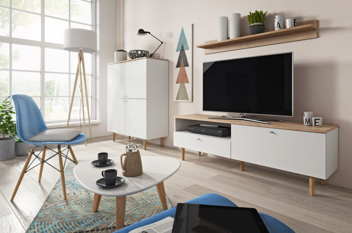 Suporte de TV no interior em estilo escandinavo