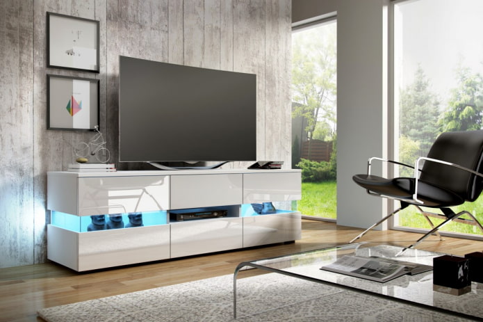 Suporte de TV em um interior de alta tecnologia