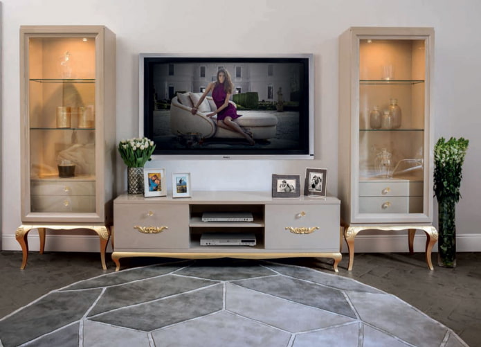Suporte de TV no interior em estilo Art Déco
