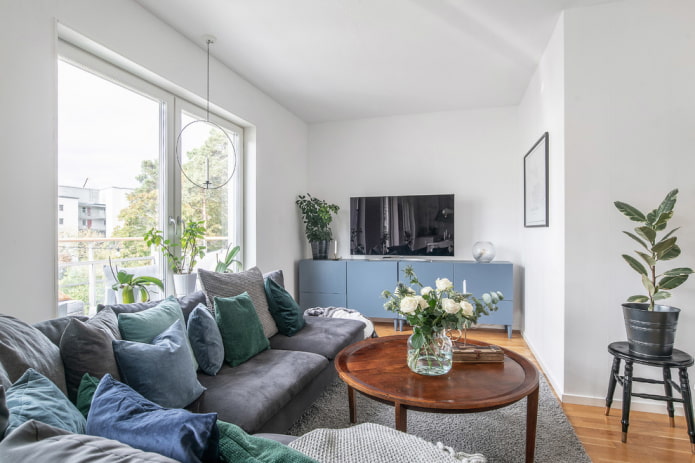 Sala de estar em estilo escandinavo sem tule