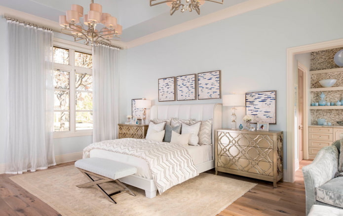 cortinas de tule com argolas no quarto