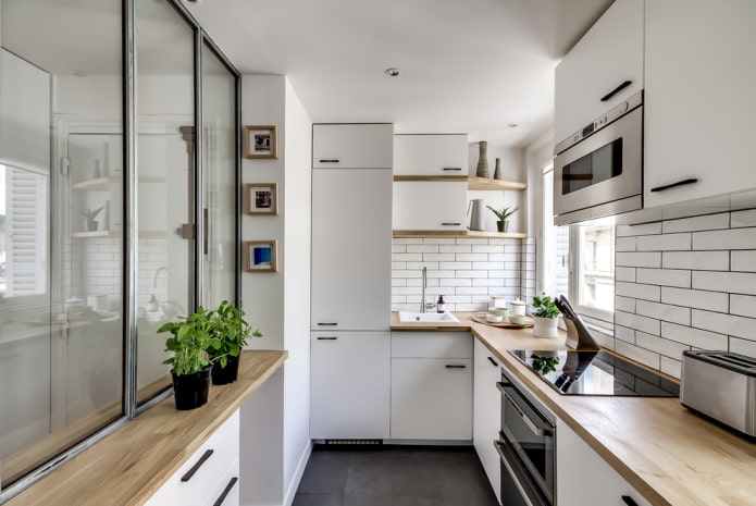 Sistemas de armazenamento no interior da cozinha em forma de canto