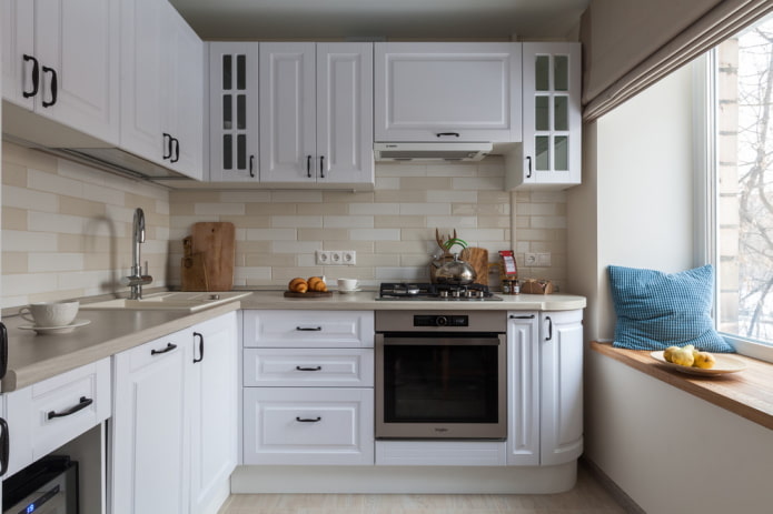 área de cozimento no interior da cozinha em forma de canto
