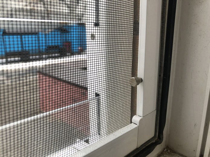 instalação de mosquiteiro em desentupidores