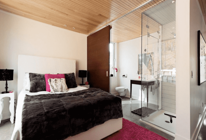 Quarto com chuveiro