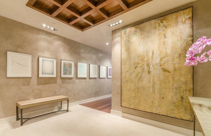 Gesso decorativo veneziano de cor bege