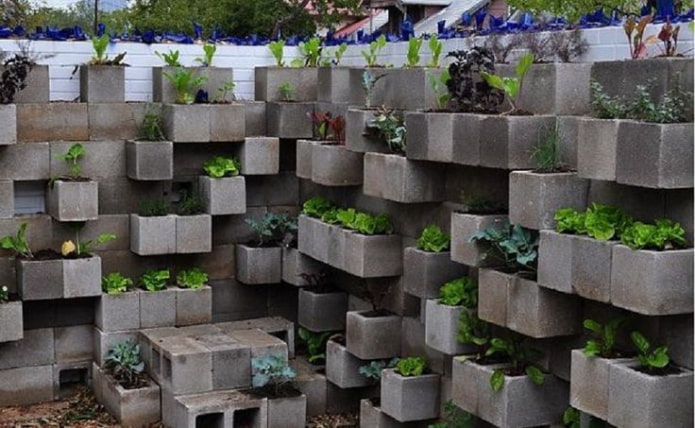 Canteiros de blocos de concreto