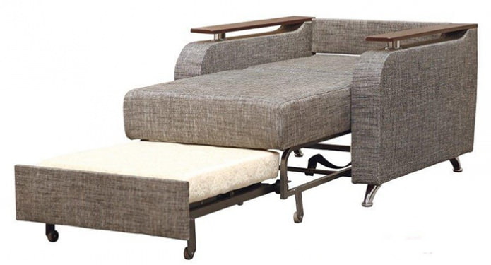 Poltrona-cama com mecanismo de golfinho