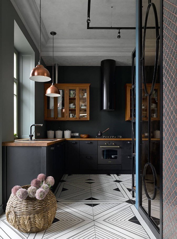 piso preto e branco na cozinha