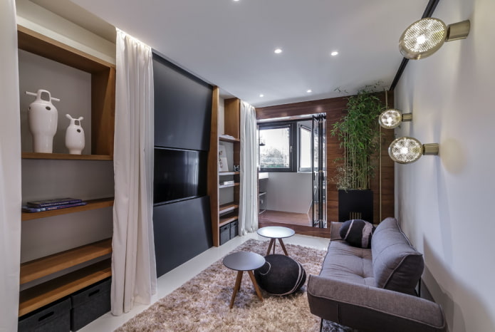 Prateleiras embutidas com cortinas