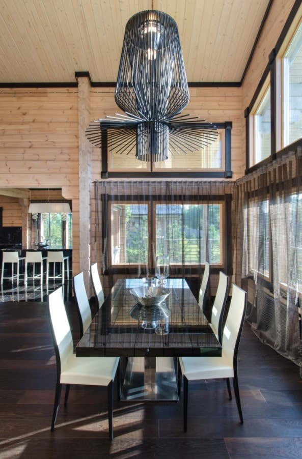 lustre para uma casa com tetos altos