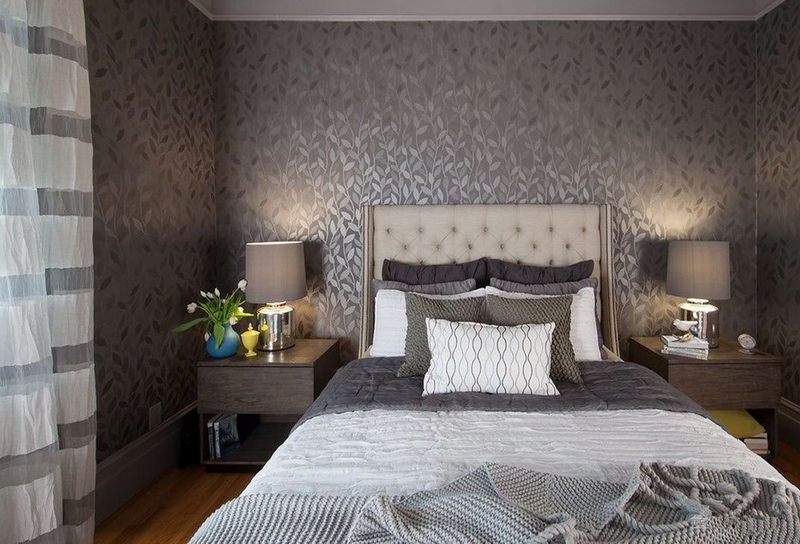 decoração de quarto com papel de parede cinza