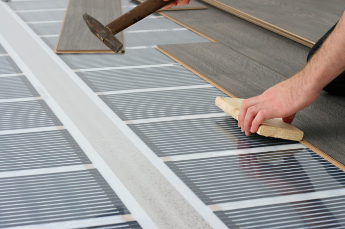 instalação de piso laminado em piso aquecido