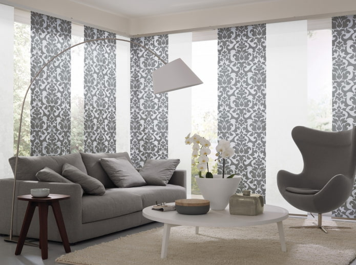 Painéis japoneses no interior em estilo moderno