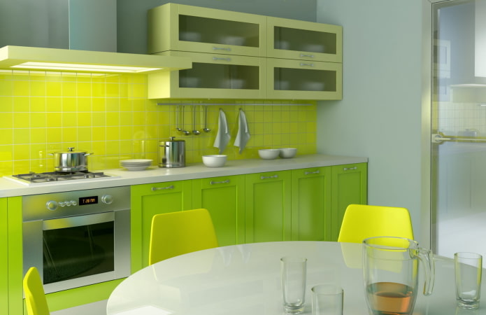 interior da cozinha em tons de amarelo esverdeado