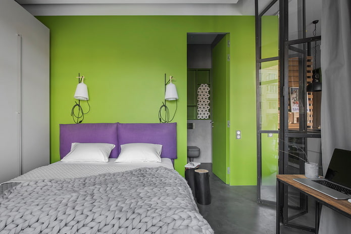 combinação de cores no interior do quarto em tons de verde