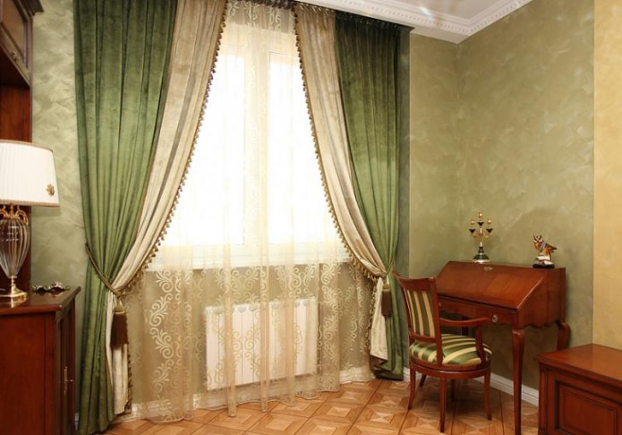 cortinas de veludo duplo com fechos de borla