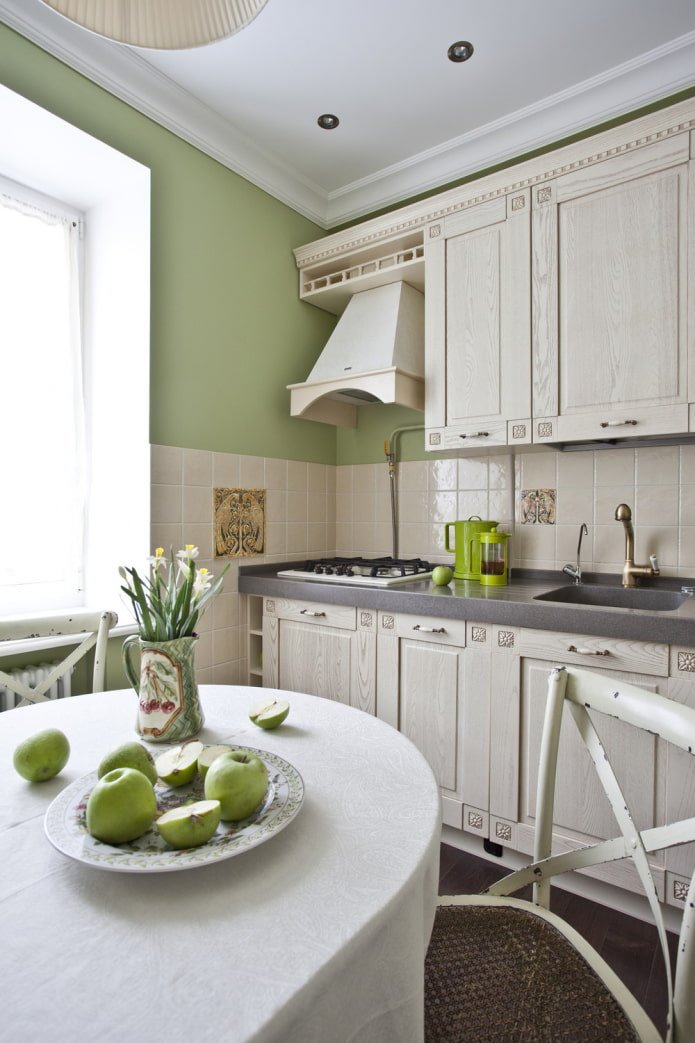 cozinha verde em estilo clássico