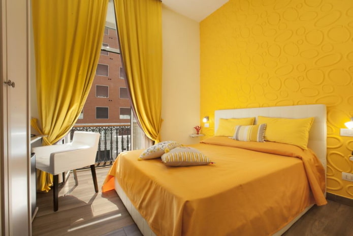 decoração têxtil do quarto em tons de amarelo